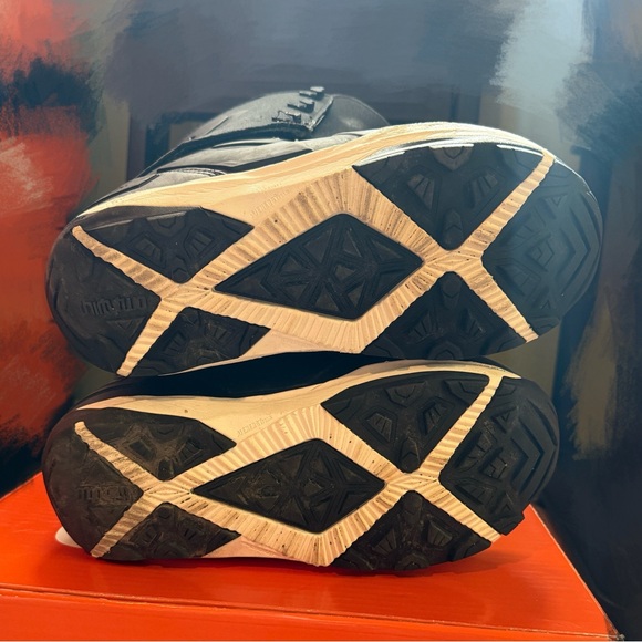 Thirtytwo Men’s TM-3 elite Snowboard lace Boots - Picture 4 of 5